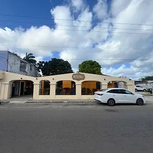 2* מלון Caribe